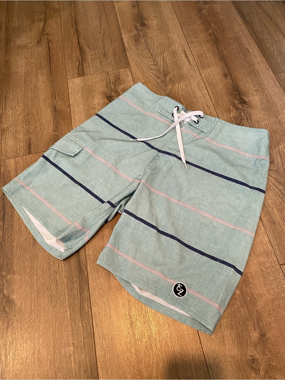 Men’s Swim Short Lot - Picture 2 of 10